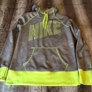 Nike pullover sweatshirt